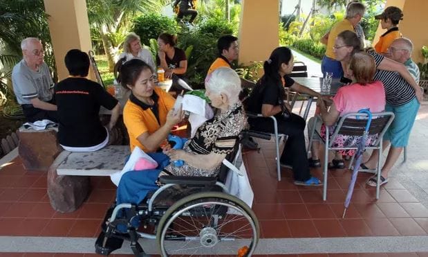UK families sending relatives with dementia to Thailand for aged care