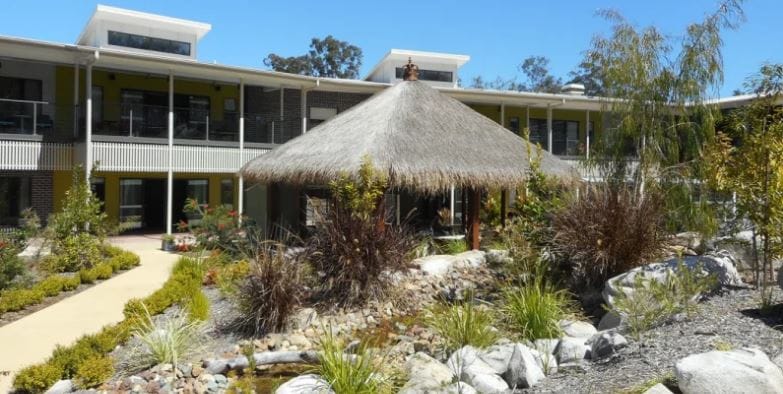 University students to live in aged care as part of new QLD housing trial