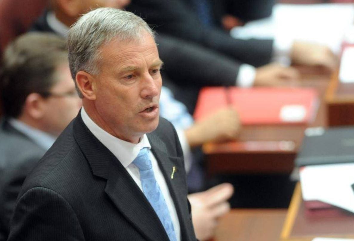 Aged Care Minister says Royal Commission needs to look at all aged care homes in their COVID-19 investigation – but says the sector has done well