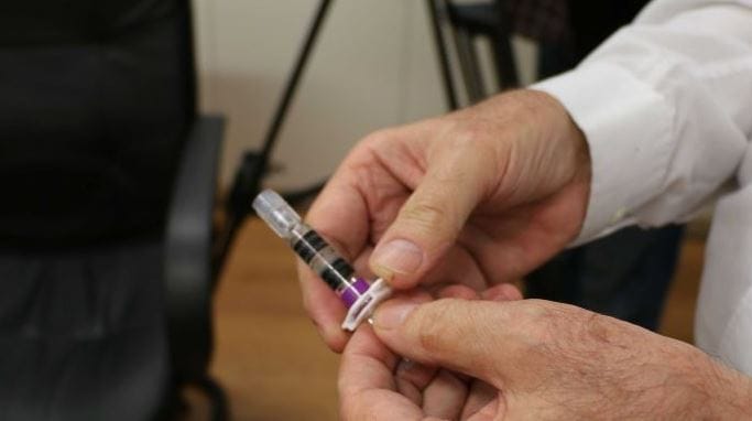 Flu vaccine now mandatory for aged care workers: Federal Government