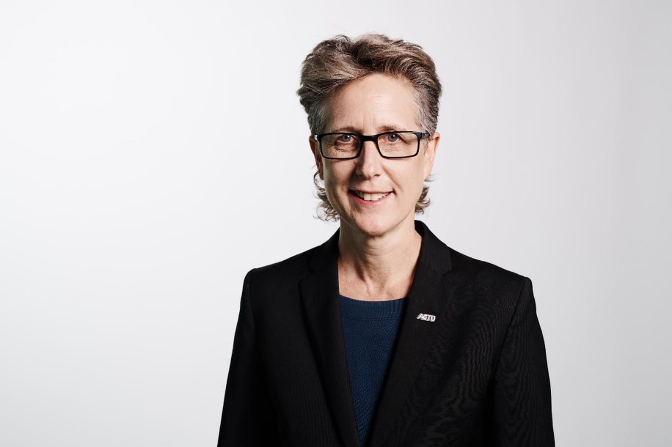 Collective bargaining could help aged care workers get a pay rise