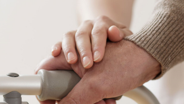 Fed Govt looks to rally volunteers for aged care homes