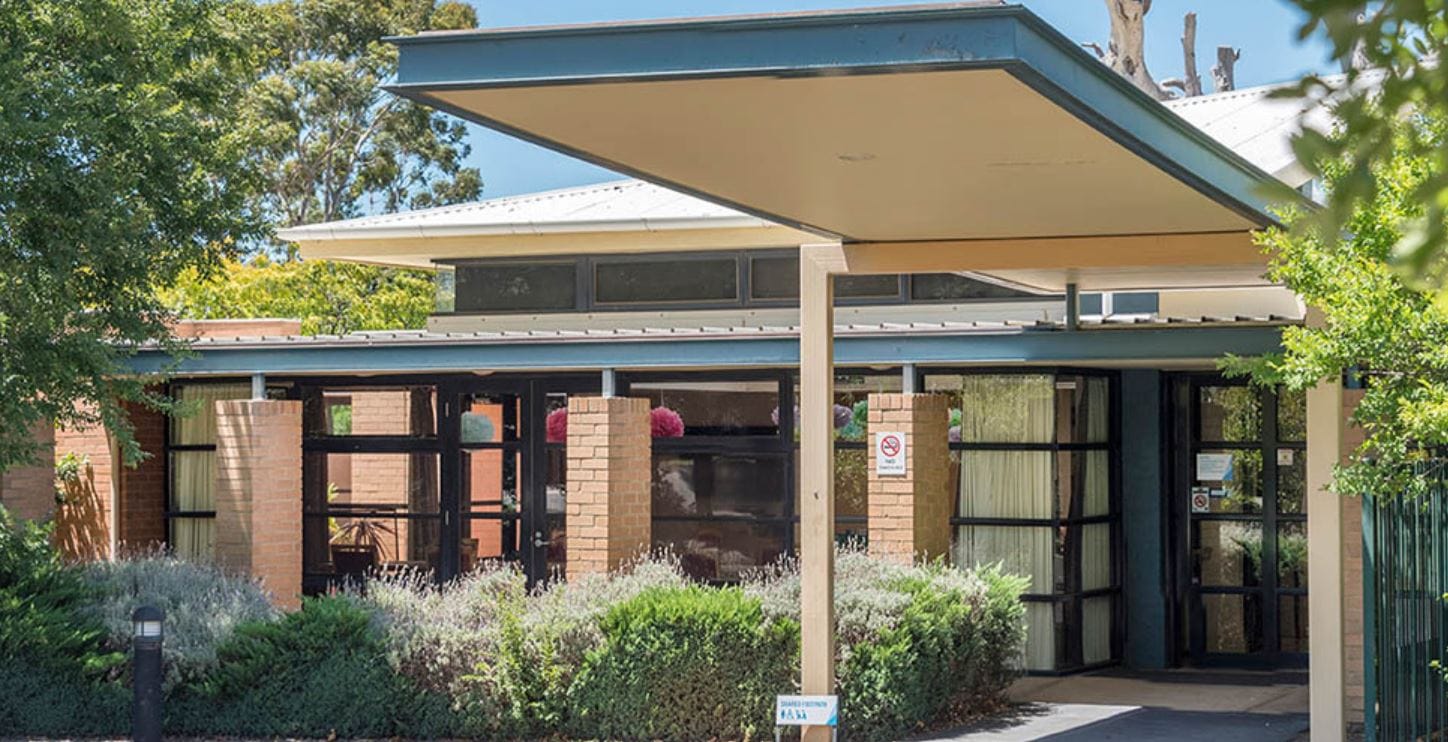 Villa Maria aged care home in Melbourne goes into lockdown after resident’s COVID-19 proves inconclusive – two weeks after visits resume