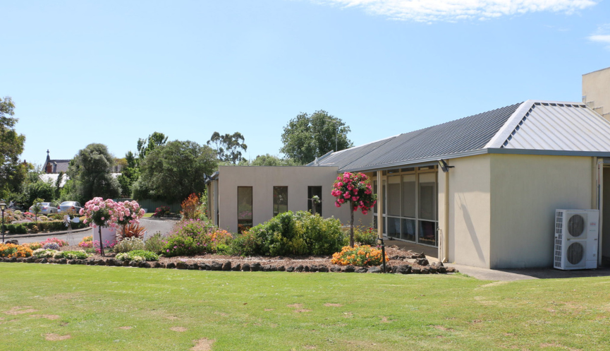 Regional Victorian home achieves full accreditation as it announces 12 July closing date: no local nurses