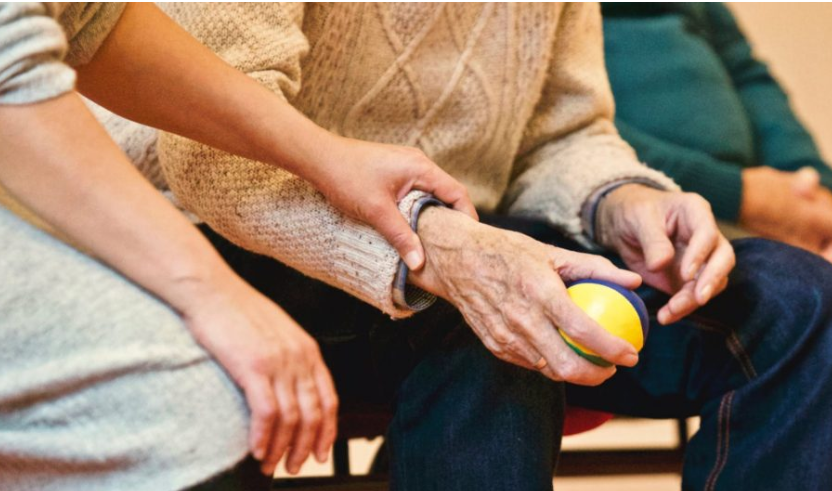 Historic pay rise for French health care workers