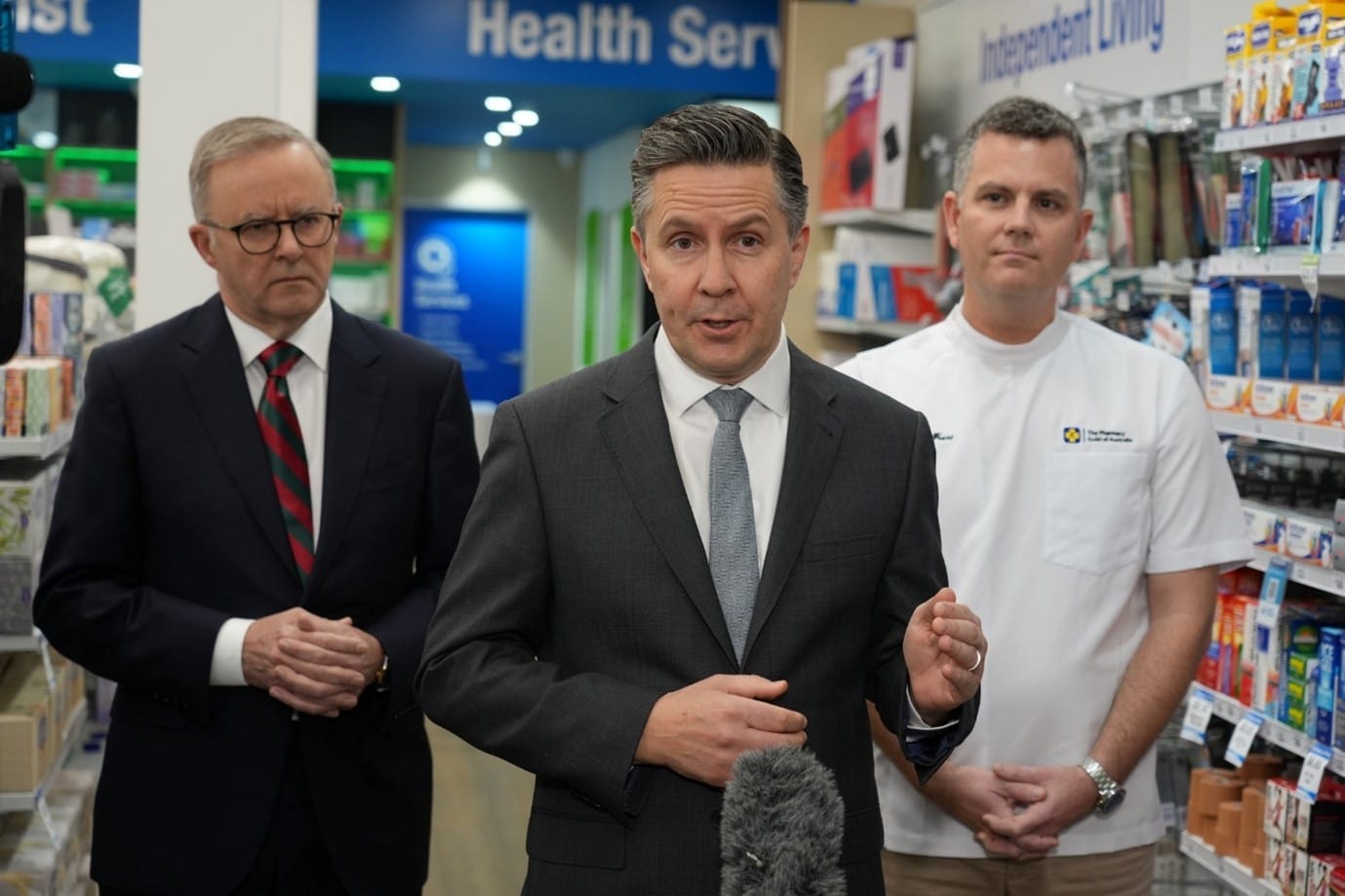 Ministers and unions warn Southern Cross Care TAS against cutting Enrolled Nurses