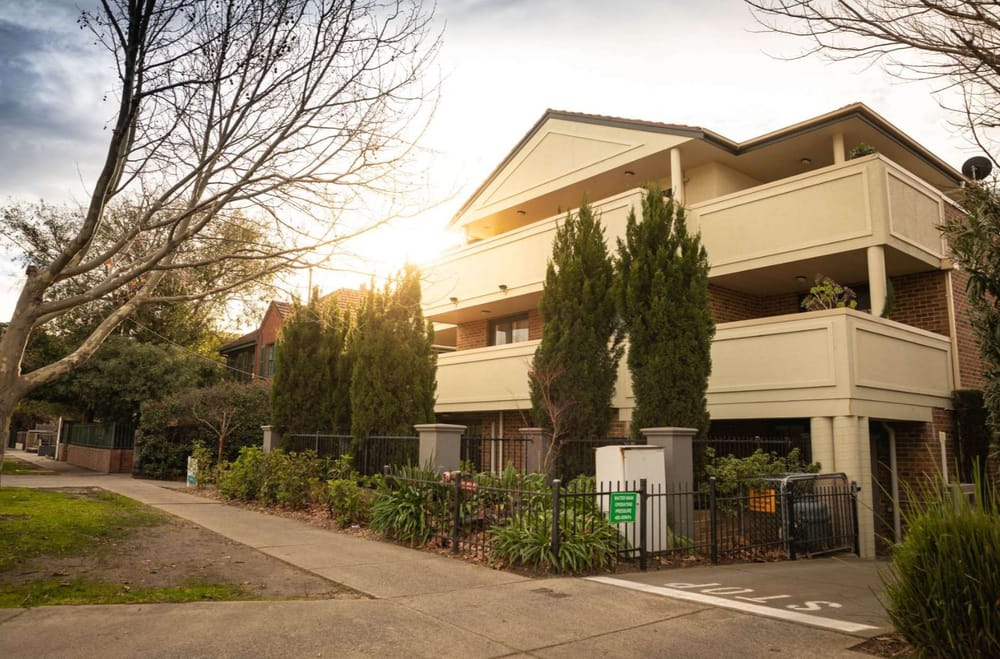 Estia closes 19 Melbourne aged care homes to visitors for two weeks as COVID-19 cases surge post image