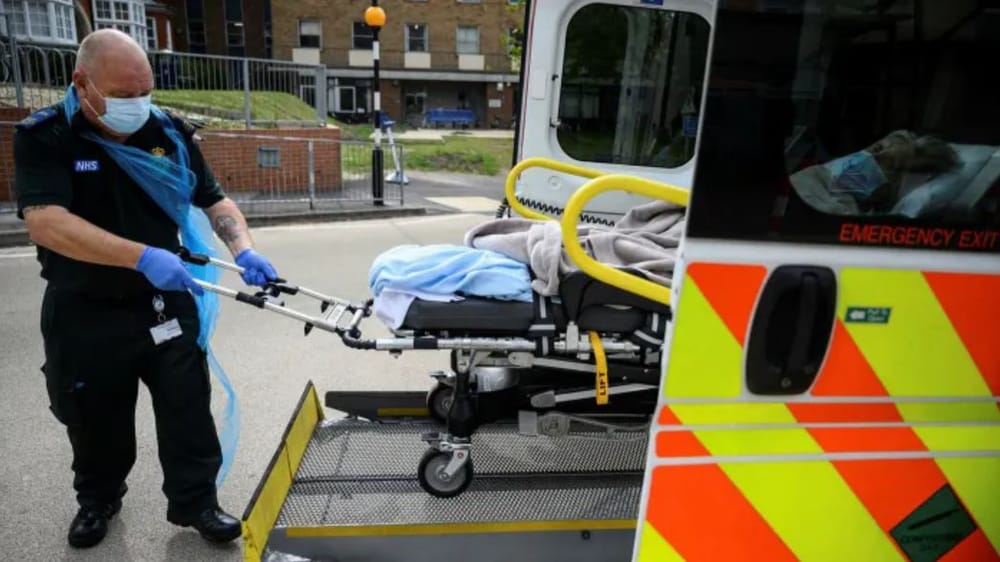 UK: NHS forced to deny elderly people ‘written off’ during COVID – over two-third of hospital patients aged over 65 post image