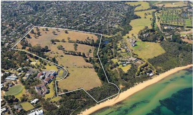 Village veteran Chas Jacobsen spends rumoured $33M personal cash extending his backyard with former Ansett estate in Mt Eliza post image