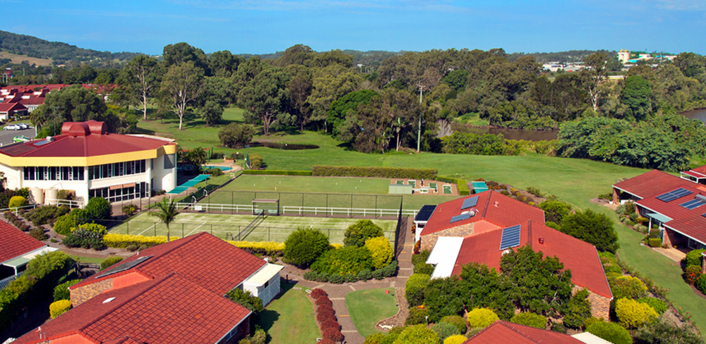 Two hospitalised after fire at south Brisbane retirement village post image